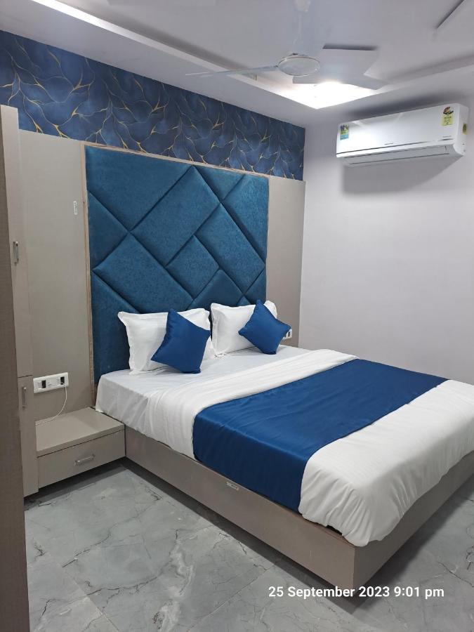 Hotel Kingdom Gandhinagar Exterior photo